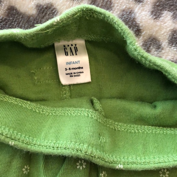 Gap Old Navy Jean Jacket Onesie Leggings bundle - Picture 12 of 16